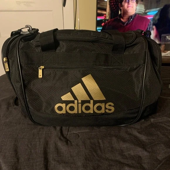 Adidas duffel bag like new only used once - Picture 3 of 3